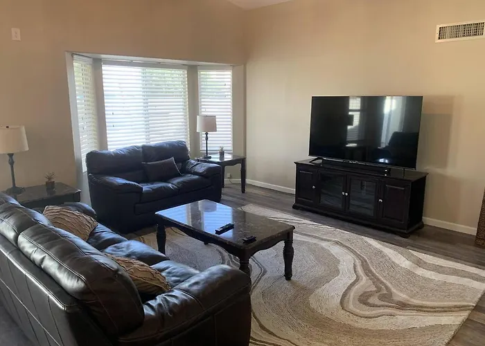 Private Oasis: Pool, Hot Tub & Golf Course Views! *